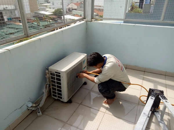 Vệ sinh máy lạnh Bến Cát-Bình Dương