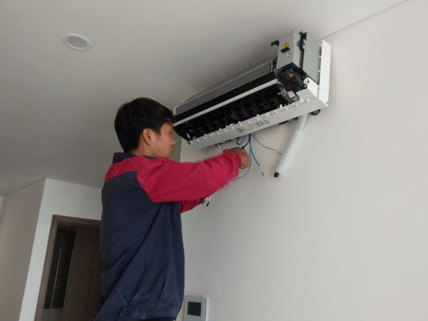 Tháo lắp máy lạnh phú giáo bình dương